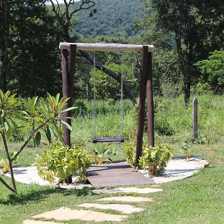 Chale Canto Da Mata Pirenópolis Exteriör bild